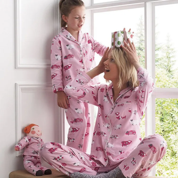 Mother and Daugther Christmas Family Matching Pajama Set Mom and Children Cartoon Cat Print Family Suit Family Matching Outfit
Mother and Daugther Christmas Family Matching Pajama Set Mom and Children Cartoon Cat Print Family Suit Family Matching Outfit