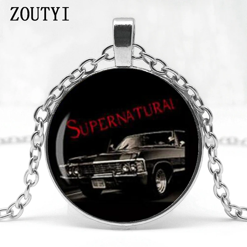 2018/ hot sale, supernatural Impala supernatural road so far Dean Winchester car Sam necklace glass cabochon necklace.
2018/ hot sale, supernatural Impala supernatural road so far Dean Winchester car Sam necklace glass cabochon necklace.