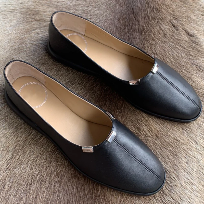 Black Round Toe Flats Fashion Spring Summer Women Shoes Casual Designer Genuine Leather Flat Shoes for Women
Black Round Toe Flats Fashion Spring Summer Women Shoes Casual Designer Genuine Leather Flat Shoes for Women