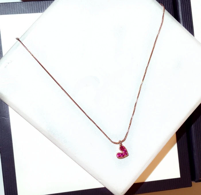 TYME 2019 beautiful fashion red heart pendant necklaces for women cubic zirconia short necklace collier femme bijoux femme gift
TYME 2019 beautiful fashion red heart pendant necklaces for women cubic zirconia short necklace collier femme bijoux femme gift