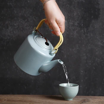 Teapot ceramic single pot large household large capacity lifting beam pot tea open kiln kiln tea set lo927559
Teapot ceramic single pot large household large capacity lifting beam pot tea open kiln kiln tea set lo927559