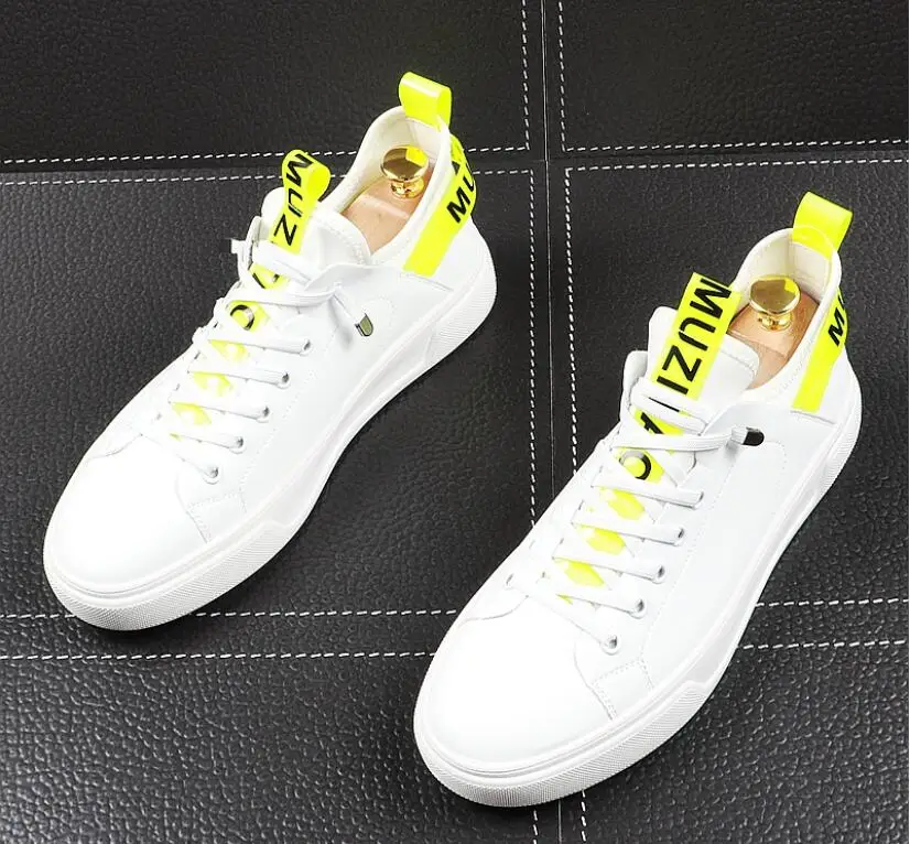 2019 Fashion Men's Designer street popular yellow color ribbon comfort Loafers Casual Flats Shoes Man Wedding Prom shoes
2019 Fashion Men's Designer street popular yellow color ribbon comfort Loafers Casual Flats Shoes Man Wedding Prom shoes