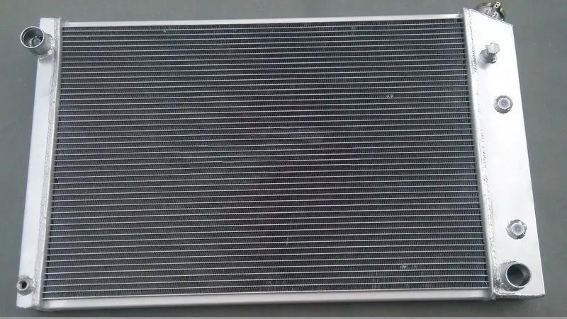 Brand new aluminum alloy radiator for Chevrolet C10 V8 1981-1986 fit Chevy/GMC BLAZER/JIMMY 1981-1991
Brand new aluminum alloy radiator for Chevrolet C10 V8 1981-1986 fit Chevy/GMC BLAZER/JIMMY 1981-1991