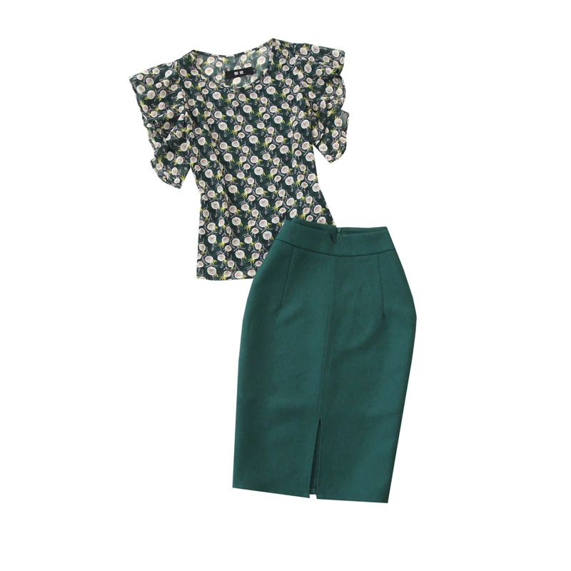 Women's suits women's new style summer fashion printed chiffon thin small shirt shirt +dark green bag hip pencil skirt two-piece
Women's suits women's new style summer fashion printed chiffon thin small shirt shirt +dark green bag hip pencil skirt two-piece