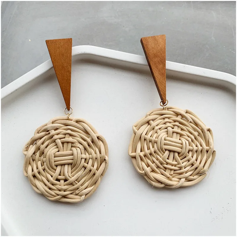 Korean Earrings 2019 Female Ear Rings Round Geometric Rattan Wood Pendant Ethnic Wind Weave Bohemian Summer Jewelry
Korean Earrings 2019 Female Ear Rings Round Geometric Rattan Wood Pendant Ethnic Wind Weave Bohemian Summer Jewelry