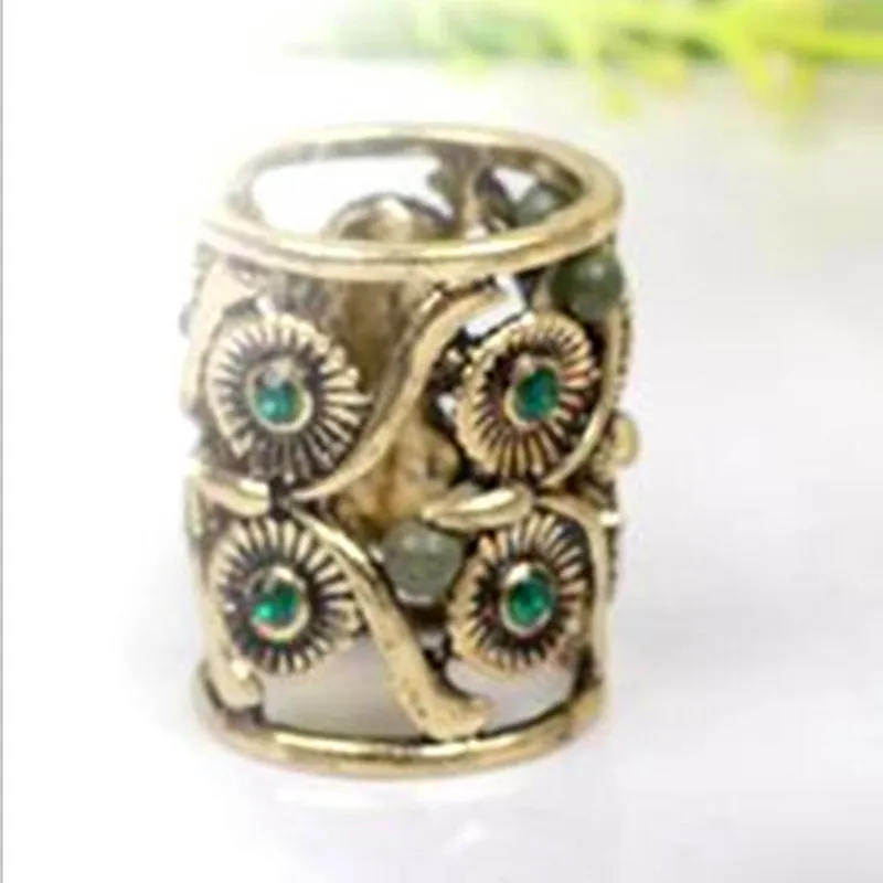 Fashion Retro Hollow Owl Heart Tube Scarf Buckle Crystal Scarf Clips Wedding Brooches Women's gifts Wholesale free shipping
Fashion Retro Hollow Owl Heart Tube Scarf Buckle Crystal Scarf Clips Wedding Brooches Women's gifts Wholesale free shipping