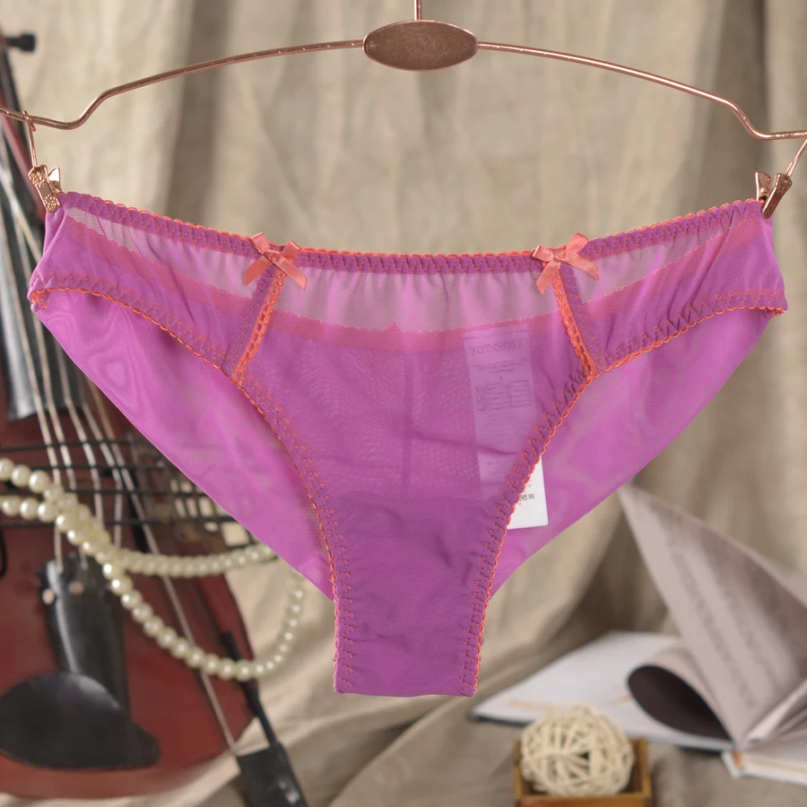 Thin full transparent gauze material breathable female thong panties low-waist sexy perspective sexy temptation t pants
Thin full transparent gauze material breathable female thong panties low-waist sexy perspective sexy temptation t pants
