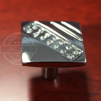 10pcs free shipping modern style square c Alloy with K9 Crystal drawer cabinet wardrobe furniture handle KNOB TC88
10pcs free shipping modern style square c Alloy with K9 Crystal drawer cabinet wardrobe furniture handle KNOB TC88