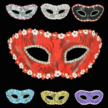 Venetian mask half face blindfold striped transparent sexy lace mask flat head mask European and American high-end mask
Venetian mask half face blindfold striped transparent sexy lace mask flat head mask European and American high-end mask