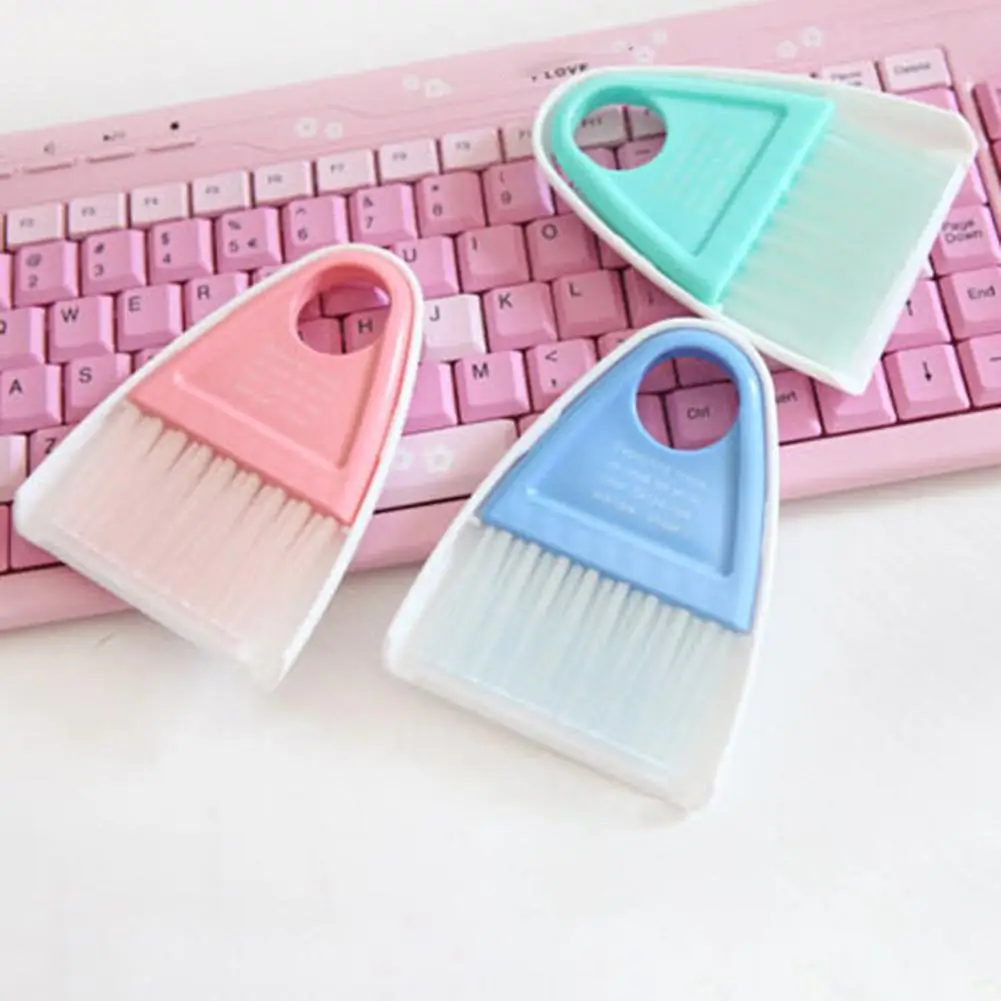 Portable Plastic Mini Brush for Keyboard Desk Bookcase Cleaning Brushes Dust Remover Broom Household Cleaning Tool Random Color
Portable Plastic Mini Brush for Keyboard Desk Bookcase Cleaning Brushes Dust Remover Broom Household Cleaning Tool Random Color