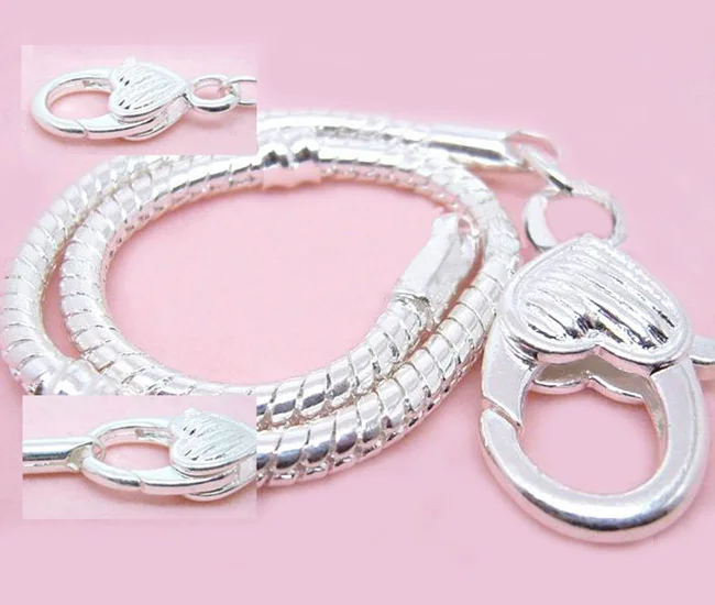 3pcs/lot Silver Snake Chain Charm Bracelet With Big Heart Lobster Clasp Fit European Beads 16-23cm
3pcs/lot Silver Snake Chain Charm Bracelet With Big Heart Lobster Clasp Fit European Beads 16-23cm