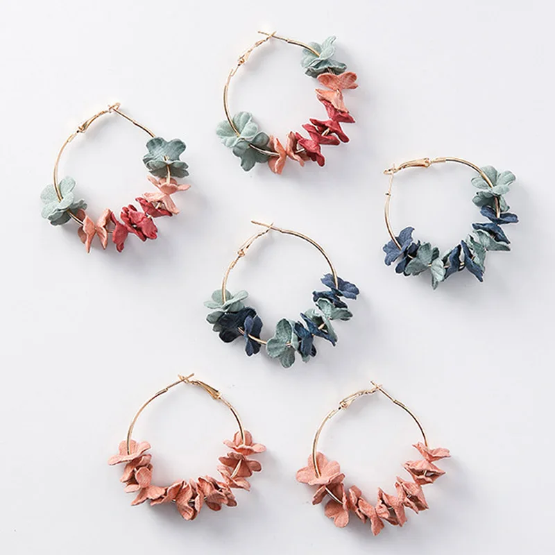 2018 Sweet Elegant Fabric Flower Petal Big Circle Hoop Earrings Colourful Geometric Alloy Loop Earring For Women Charm Jewelry
2018 Sweet Elegant Fabric Flower Petal Big Circle Hoop Earrings Colourful Geometric Alloy Loop Earring For Women Charm Jewelry