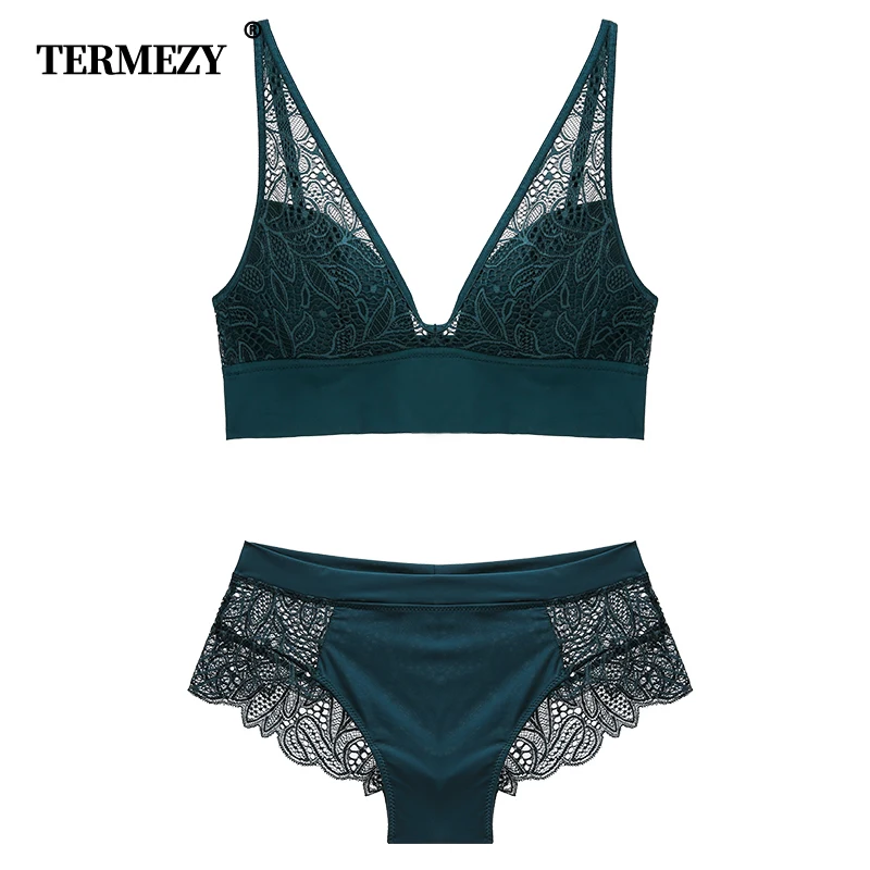 TERMEZY 2019 New Women Fashion Sexy Lace lingerie Wireless Bras For Women Push Up bra set Jacquard Sexy Underwear
TERMEZY 2019 New Women Fashion Sexy Lace lingerie Wireless Bras For Women Push Up bra set Jacquard Sexy Underwear
