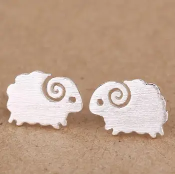 SMJEL New Fashion Jewelry Accessories Cute Small Brushed Delicate Sheep Stud Earrings for Women Animal Wedding Gifts 
SMJEL New Fashion Jewelry Accessories Cute Small Brushed Delicate Sheep Stud Earrings for Women Animal Wedding Gifts