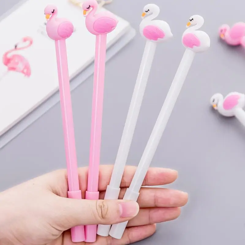 1pcs/lot 0.5mm Black Ink Gel Pen Lovely Cartoon Flamingo Gel Pen 2 Selection Design For School Writing
1pcs/lot 0.5mm Black Ink Gel Pen Lovely Cartoon Flamingo Gel Pen 2 Selection Design For School Writing
