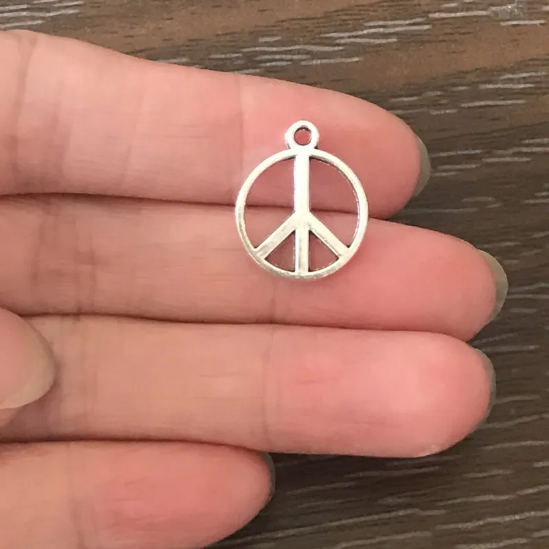 20PCS DIY Jewelry Making Peace Sign Charms Zinc Alloy Peace Sign Pendant Charm for Bracelets Necklaces Earrings Zipper Pulls
20PCS DIY Jewelry Making Peace Sign Charms Zinc Alloy Peace Sign Pendant Charm for Bracelets Necklaces Earrings Zipper Pulls