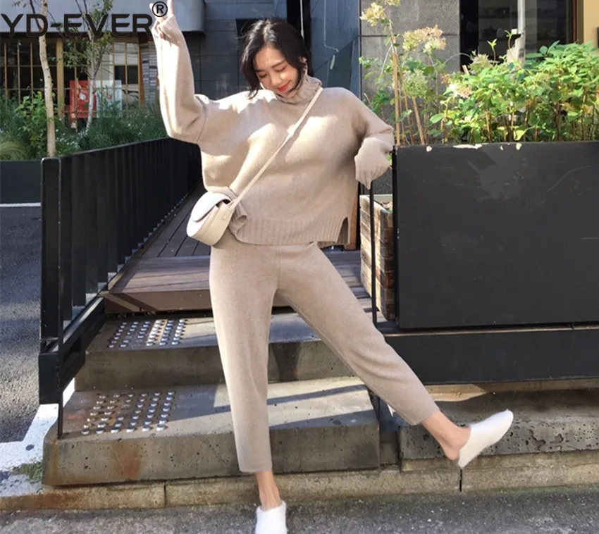 Women Turtleneck Warm Knit Tracksuit Fashion Split Knitted Loose Sweater 2 Piece Pant Set + Elastic Waist Pants Suits
Women Turtleneck Warm Knit Tracksuit Fashion Split Knitted Loose Sweater 2 Piece Pant Set + Elastic Waist Pants Suits
