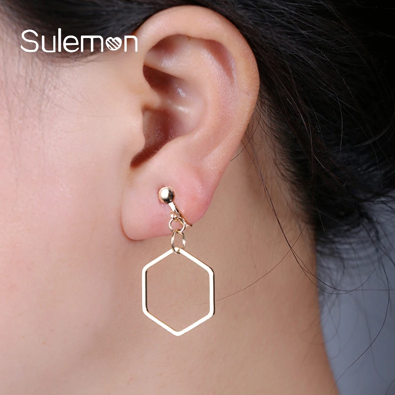 Metal Hexagon Clips Earring Of Women No Ear Hole Earrings Ear Clip Fashion Gold-color Simple Style High Quality Jewelry CE19
Metal Hexagon Clips Earring Of Women No Ear Hole Earrings Ear Clip Fashion Gold-color Simple Style High Quality Jewelry CE19