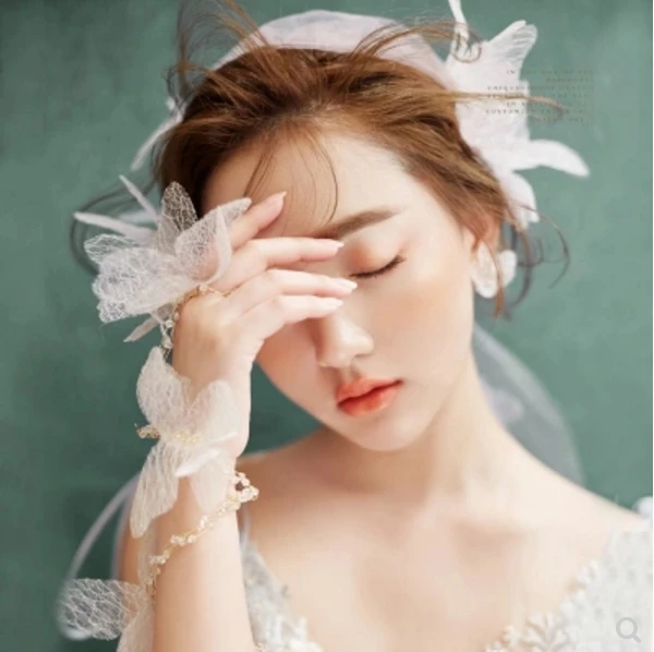 Bridal tiara super fairy butterfly hair band new Korean wedding accessories hair accessories wrist flower
Bridal tiara super fairy butterfly hair band new Korean wedding accessories hair accessories wrist flower