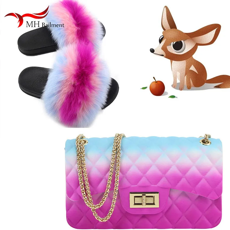 Ladies summer 100% fox raccoon fur slide ladies furry home slippers frosted color jelly bag fashion comfortable beach shoes set
Ladies summer 100% fox raccoon fur slide ladies furry home slippers frosted color jelly bag fashion comfortable beach shoes set