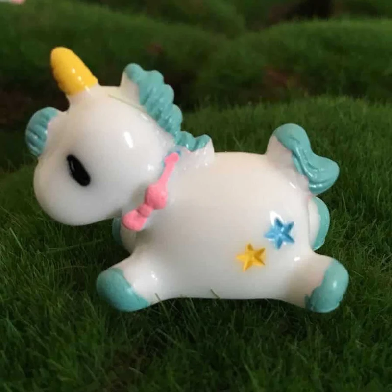 Unicorn Figurine Miniature Statue Decoration For Mini Fairy Garden Micro Landscape Cartoon Animal Resin Craft 
Unicorn Figurine Miniature Statue Decoration For Mini Fairy Garden Micro Landscape Cartoon Animal Resin Craft