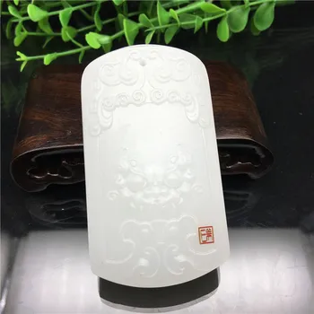 Natural Xinjiang white jade beast head jade card antique antique brand pendant jade stone beast head pendant
Natural Xinjiang white jade beast head jade card antique antique brand pendant jade stone beast head pendant