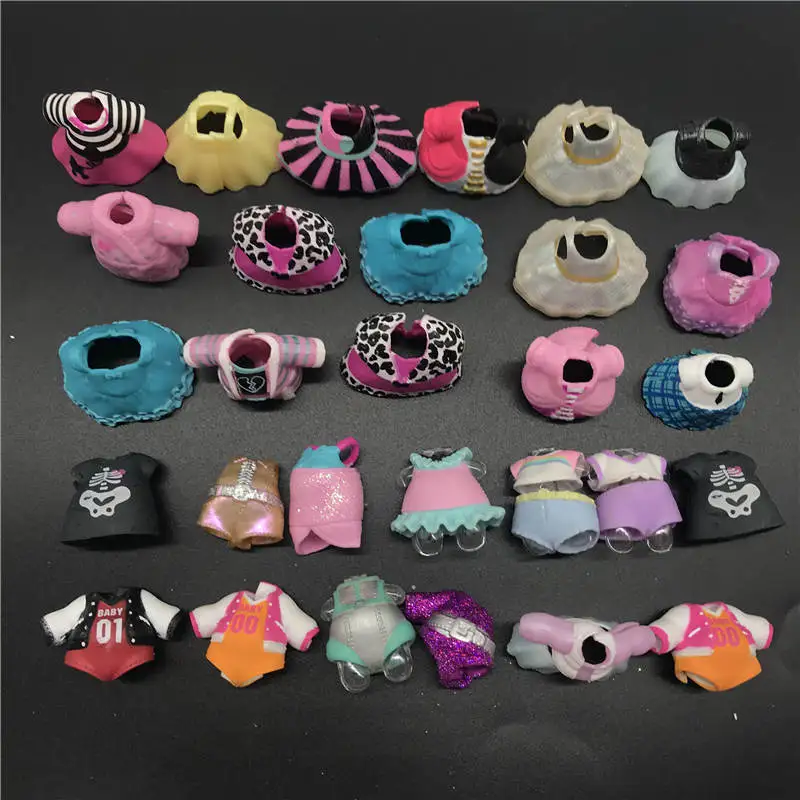 AOSST 5pcs Original for loles Clothes Shoes bottles bags Accessories DIY Big Doll Figure Toy Decorations Products Random Ship
AOSST 5pcs Original for loles Clothes Shoes bottles bags Accessories DIY Big Doll Figure Toy Decorations Products Random Ship