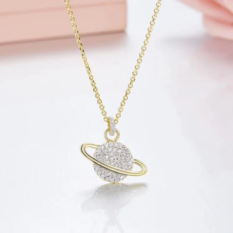 S925 Sterling Silver Micro-inlaid Zircon Saturn Necklace Fashion Jewelry Fits Monaco Jewelry with Female Gifts 
S925 Sterling Silver Micro-inlaid Zircon Saturn Necklace Fashion Jewelry Fits Monaco Jewelry with Female Gifts