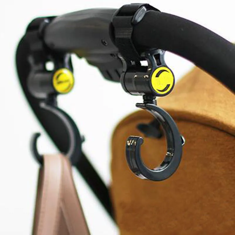 2pcs/set Plastic Black Hooks for Stroller Bags Hook Pram 360 Rotation Stroller Hooks on The Stroller Outdoors Baby Accessories
2pcs/set Plastic Black Hooks for Stroller Bags Hook Pram 360 Rotation Stroller Hooks on The Stroller Outdoors Baby Accessories