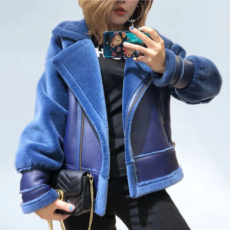 2019 New Real Fur Coat Women's Real Sheep Wool Fur Locomotive Leather Jacket Ladies Warm Fur Jackets Short Coat Overcoats Femme
2019 New Real Fur Coat Women's Real Sheep Wool Fur Locomotive Leather Jacket Ladies Warm Fur Jackets Short Coat Overcoats Femme