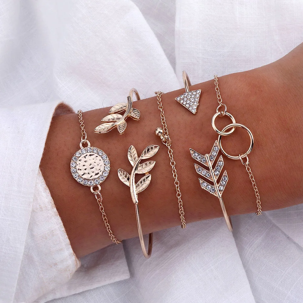 Vintage Gold Color Bracelets & Bangles 2019 For Women Bohemia Heart Moon Star Adjustable Bracelet Set Female Fashion Jewelry
Vintage Gold Color Bracelets & Bangles 2019 For Women Bohemia Heart Moon Star Adjustable Bracelet Set Female Fashion Jewelry