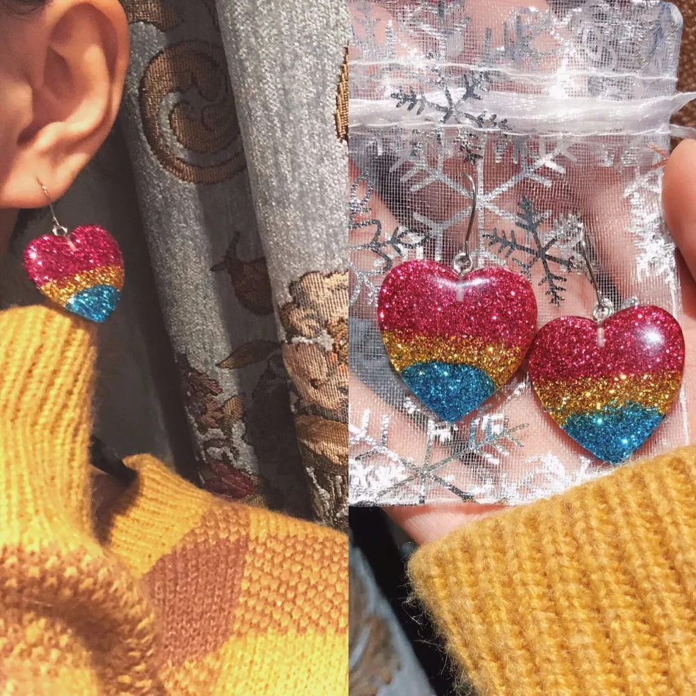 Unique sparkling rainbow heart women earring Korean fashion design peach heart dangle earring bling bling jewelry girl gifts
Unique sparkling rainbow heart women earring Korean fashion design peach heart dangle earring bling bling jewelry girl gifts