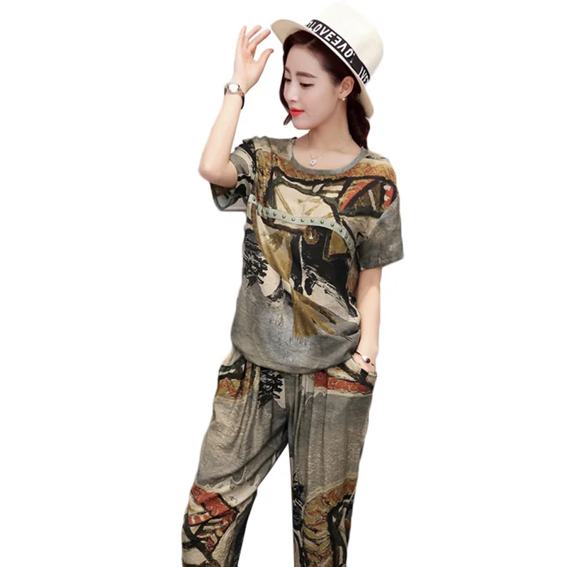 2021 Summer Women Clothes 2 Piece Sporting Suits Female Short Sleeve Print T-shirts+pants Sets Womens Large Size Sportswear Sets
2021 Summer Women Clothes 2 Piece Sporting Suits Female Short Sleeve Print T-shirts+pants Sets Womens Large Size Sportswear Sets