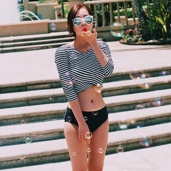 High Quality White and Black Striped Long Sleeves Sexy Women Bikini Swimwear Push Up Wire Free Hot Girl Beach Swimsuit Low Waist
High Quality White and Black Striped Long Sleeves Sexy Women Bikini Swimwear Push Up Wire Free Hot Girl Beach Swimsuit Low Waist