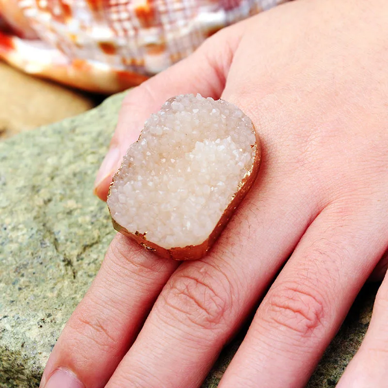 GIVVLLRY Irregular Drusy Crystal Midi Ring Fashion Accessories Vintage Chic Faux Quartz Stone Statement Knuckle Rings for Women
GIVVLLRY Irregular Drusy Crystal Midi Ring Fashion Accessories Vintage Chic Faux Quartz Stone Statement Knuckle Rings for Women