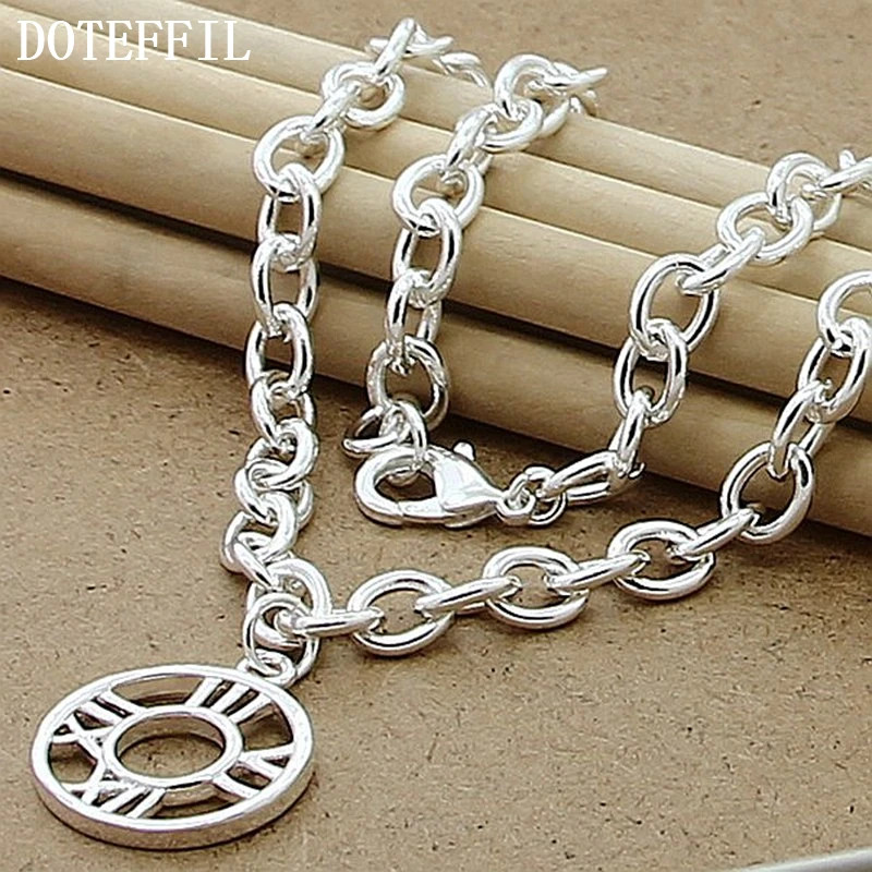 2017 Fashion Classic Sterling Silver Necklace Hollow Round Roman Numerals Necklace
2017 Fashion Classic Sterling Silver Necklace Hollow Round Roman Numerals Necklace