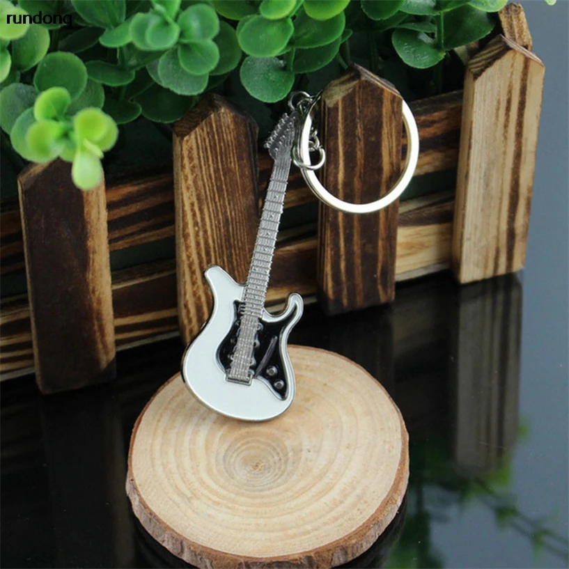 2017 new Guitar Keychain Buckle Key Chain Ring Car Accessories factory price wholesale AUG15
2017 new Guitar Keychain Buckle Key Chain Ring Car Accessories factory price wholesale AUG15