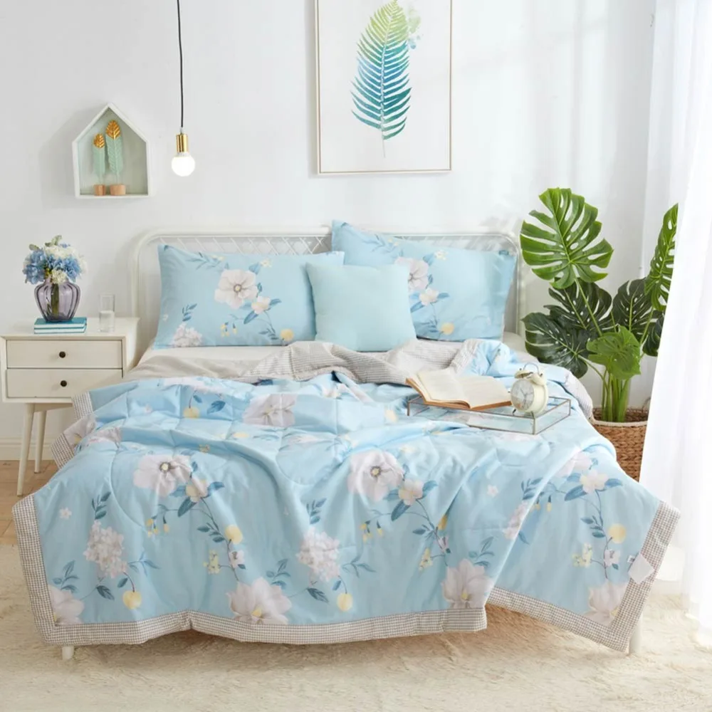 2019 White Flowers Blue Quilting Quilt Soft Stitching Soft Cotton Fabric Polyester Filler Twin Full Queen Summer Comforter
2019 White Flowers Blue Quilting Quilt Soft Stitching Soft Cotton Fabric Polyester Filler Twin Full Queen Summer Comforter