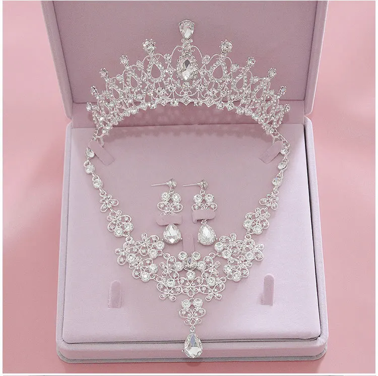 3 uds. De diamantes de imitación de cristal nupcial Juegos de joyería y collares pendientes Tiaras conjuntos de joyas de perlas africanas conjuntos de joyería de compromiso de boda
3 uds. De diamantes de imitación de cristal nupcial Juegos de joyería y collares pendientes Tiaras conjuntos de joyas de perlas africanas conjuntos de joyería de compromiso de boda