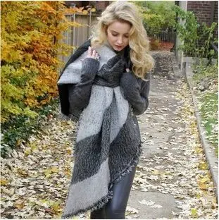 3 Colors Hot Sale 2019 Winter Fashion Blanket Scarf Female Cashmere Pashmina Wool Scarf Shawl Warm Thick Scarves Cape Wraps l136
3 Colors Hot Sale 2019 Winter Fashion Blanket Scarf Female Cashmere Pashmina Wool Scarf Shawl Warm Thick Scarves Cape Wraps l136