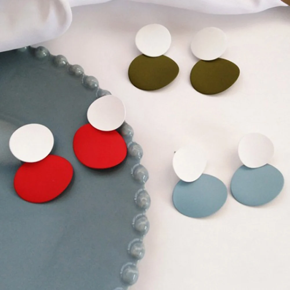 Chadestinty Red Green Black Paint Ear Clip Simple Geometric Double Round Earrings For Women No Hole Cuff Earing Party Jewelry
Chadestinty Red Green Black Paint Ear Clip Simple Geometric Double Round Earrings For Women No Hole Cuff Earing Party Jewelry