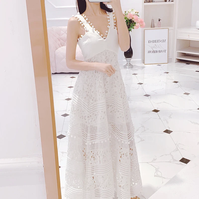 SHTONGHUA Sexy Runway Summer Spaghetti Strap Dress 2019 White Patchwork Lace Crochet Hollow Out Backless Asymmetrical Dress
SHTONGHUA Sexy Runway Summer Spaghetti Strap Dress 2019 White Patchwork Lace Crochet Hollow Out Backless Asymmetrical Dress