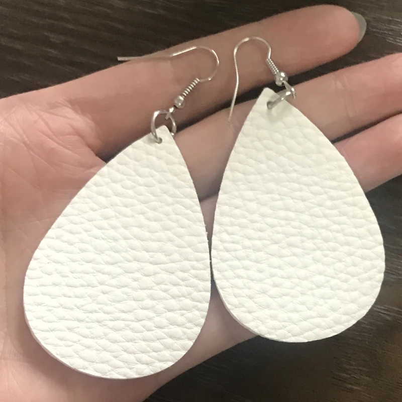New Arrival Fashion Bohemian PU leather earrings White leather earrings statement earrings for women ladies young girls bijoux
New Arrival Fashion Bohemian PU leather earrings White leather earrings statement earrings for women ladies young girls bijoux