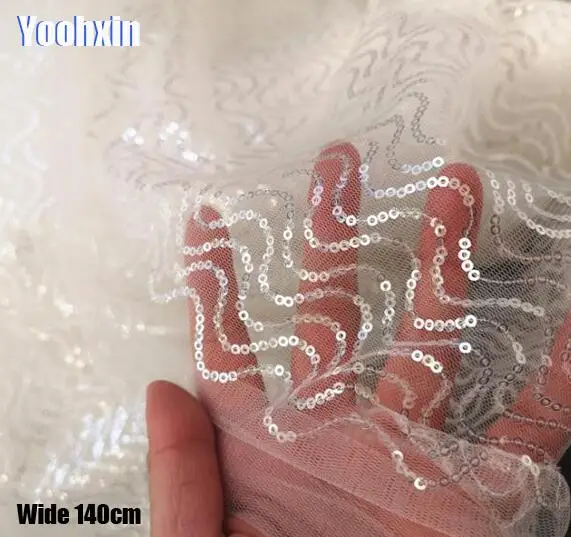 140CM Wide 2019HOT Embroidery White sequin flower lace fabric trim ribbon DIY sewing applique collar dubai wedding guipure decor
140CM Wide 2019HOT Embroidery White sequin flower lace fabric trim ribbon DIY sewing applique collar dubai wedding guipure decor