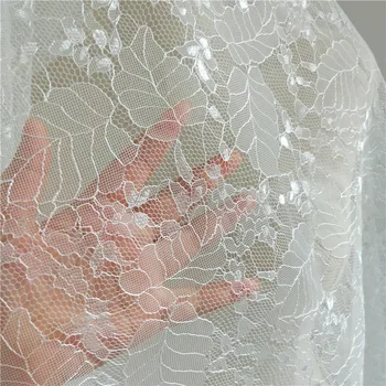 1 Yard Stiff lace NOT soft Off white net lace 1.5 meters height! High quality wedding lace elegant!
1 Yard Stiff lace NOT soft Off white net lace 1.5 meters height! High quality wedding lace elegant!