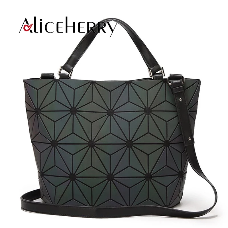 Fashion Japan Style Women Luminous sac Bag Diamond Tote Geometry Quilted Shoulder Bags Laser Plain Folding Handbags bolso 
Fashion Japan Style Women Luminous sac Bag Diamond Tote Geometry Quilted Shoulder Bags Laser Plain Folding Handbags bolso