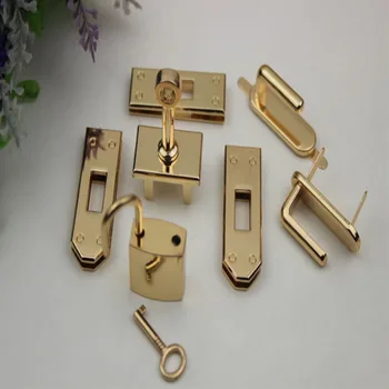4 color Luggage hardware accessories Case bag accessories women's handbag Lockbutton horse bags lock catch bag hardware lock
4 color Luggage hardware accessories Case bag accessories women's handbag Lockbutton horse bags lock catch bag hardware lock