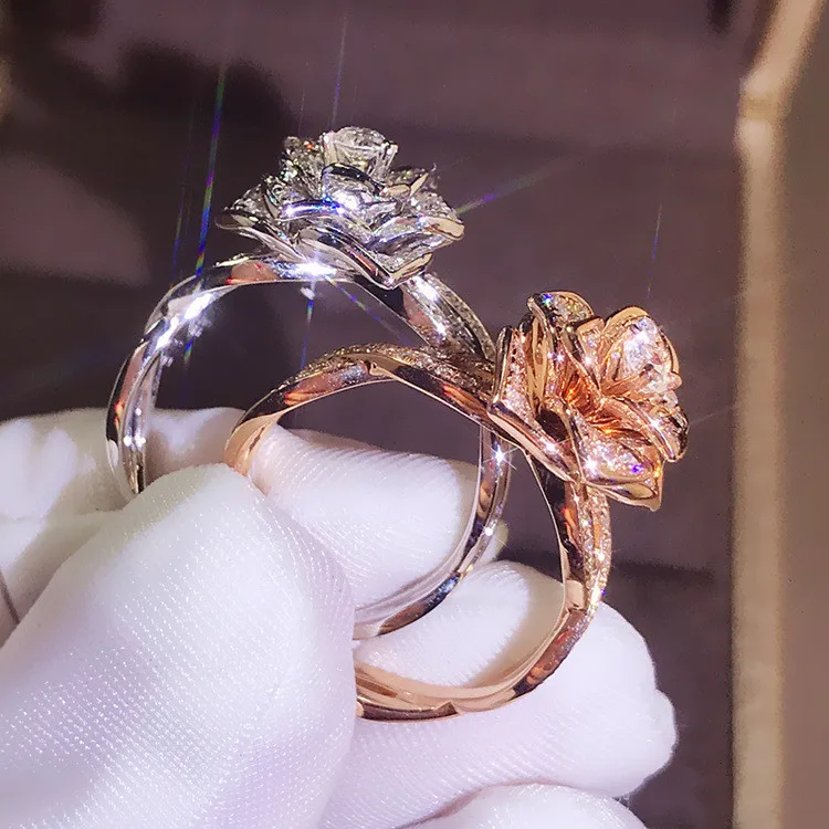 Luxury Big Rose Flower Ring Cute Boho Female Silver Rose Gold Engagement Ring Vintage Party Wedding Band Rings For Women
Luxury Big Rose Flower Ring Cute Boho Female Silver Rose Gold Engagement Ring Vintage Party Wedding Band Rings For Women