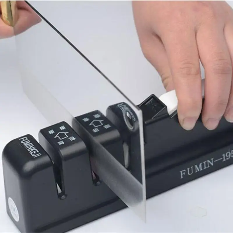 Mini Knife Sharpener Stones Black Knife Scissors Sharpener Grinder Kitchen Tools Apply For All Kinds Of Cutting Tools. 
Mini Knife Sharpener Stones Black Knife Scissors Sharpener Grinder Kitchen Tools Apply For All Kinds Of Cutting Tools.
