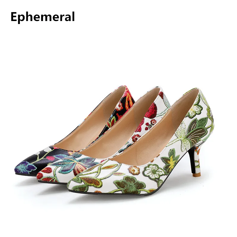 Ladies Retro Pumps Sexy High Heels Stiletto Black Green Blue Flowers Slip-Ons Plus Size 45-2 Wide Foot Shoes For Party Nigh Club
Ladies Retro Pumps Sexy High Heels Stiletto Black Green Blue Flowers Slip-Ons Plus Size 45-2 Wide Foot Shoes For Party Nigh Club